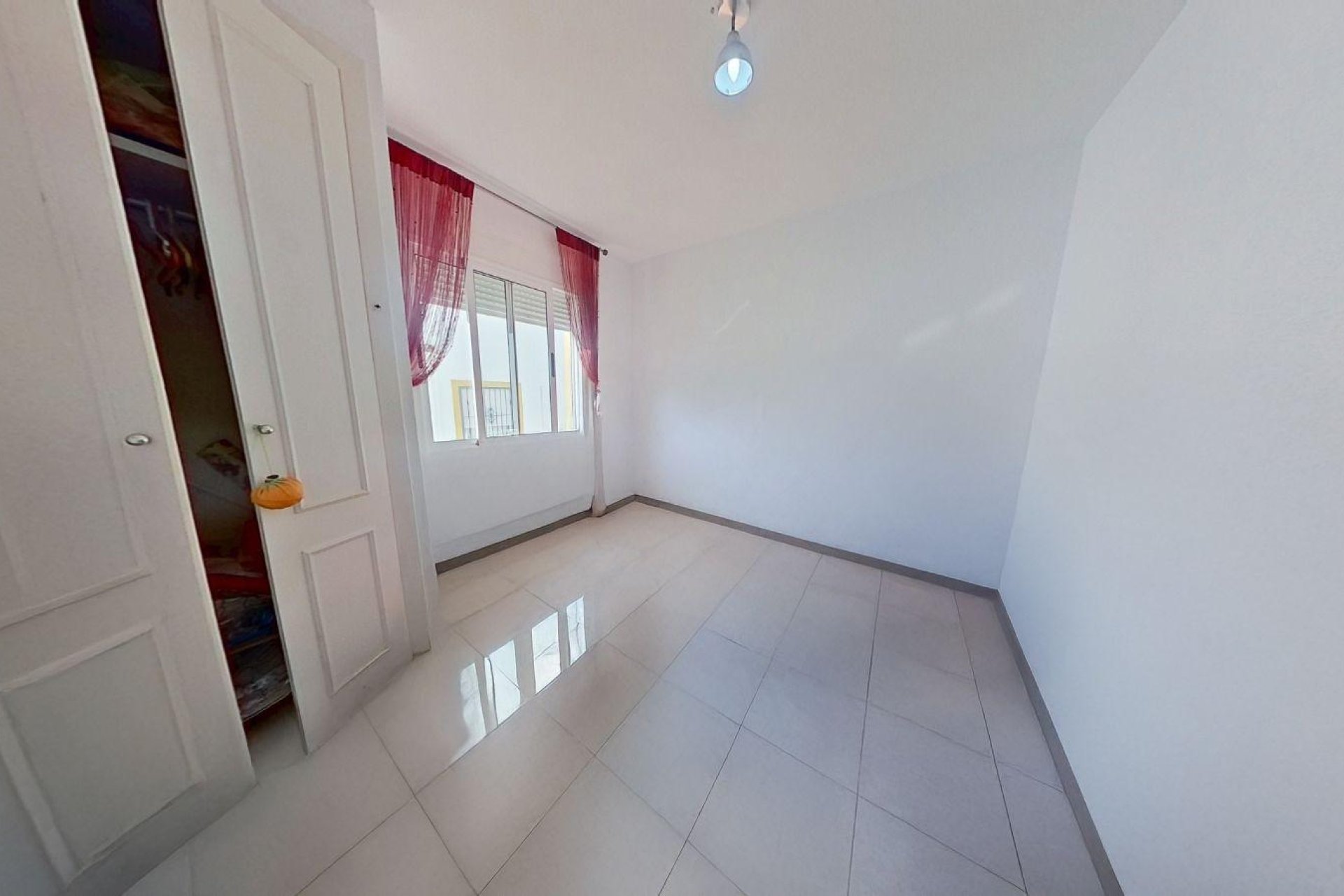 Resale - Bungalow - Orihuela Costa - Los Almendros-La Florida