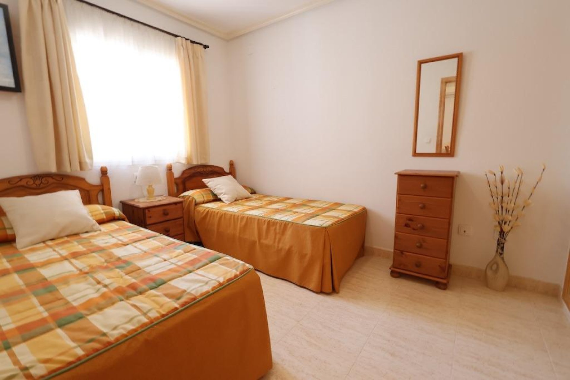 Resale - Bungalow - Orihuela Costa - Punta Prima