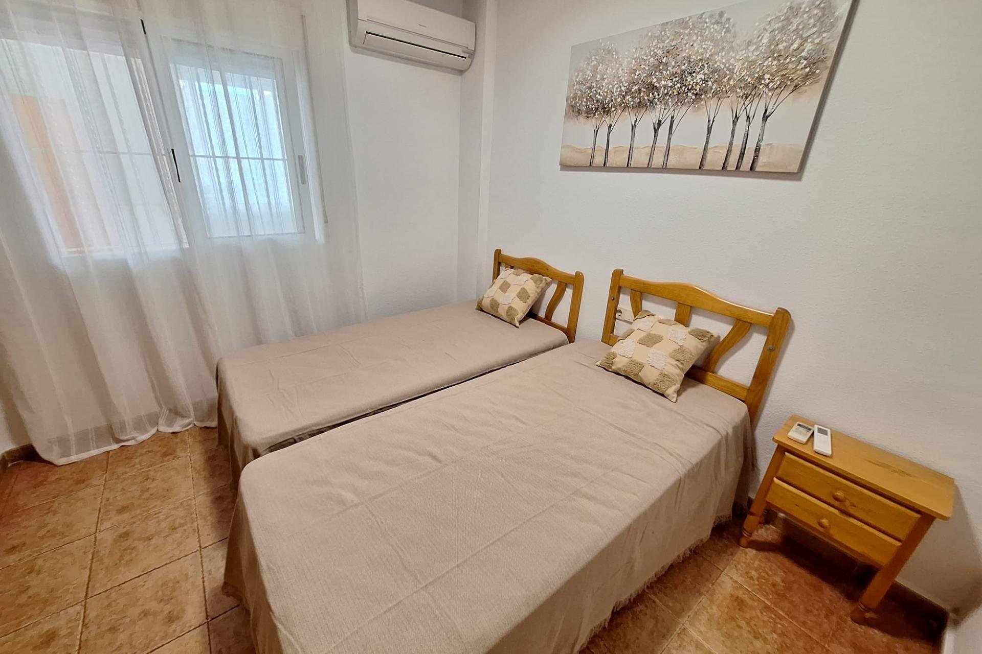 Resale - Bungalow - Orihuela Costa - Rocio del Mar