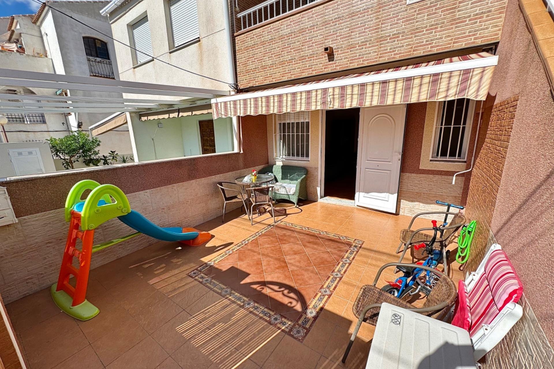 Resale - Bungalow - Torrevieja - Acequion