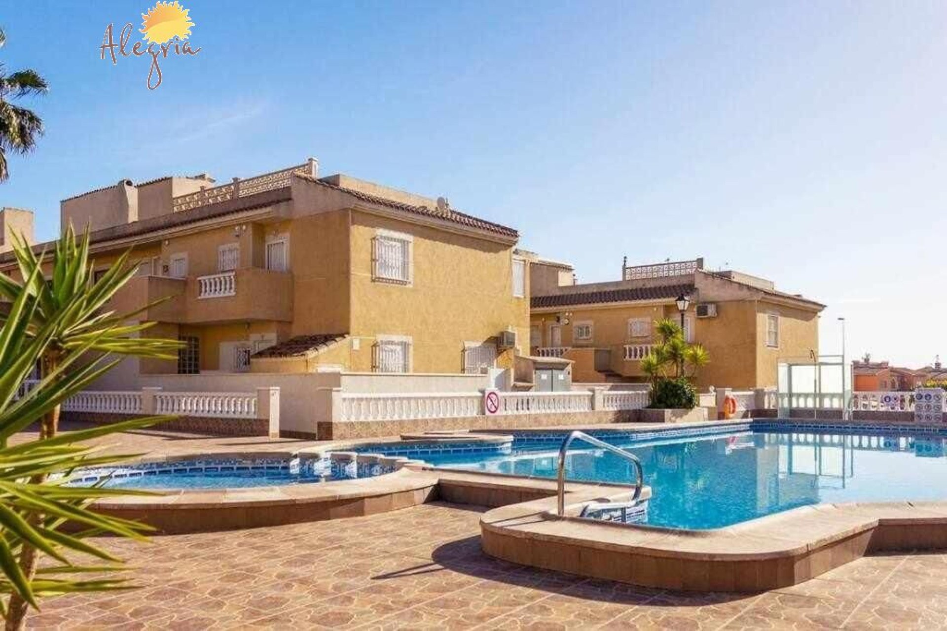 Resale - Bungalow - Torrevieja - Aguas nuevas 2