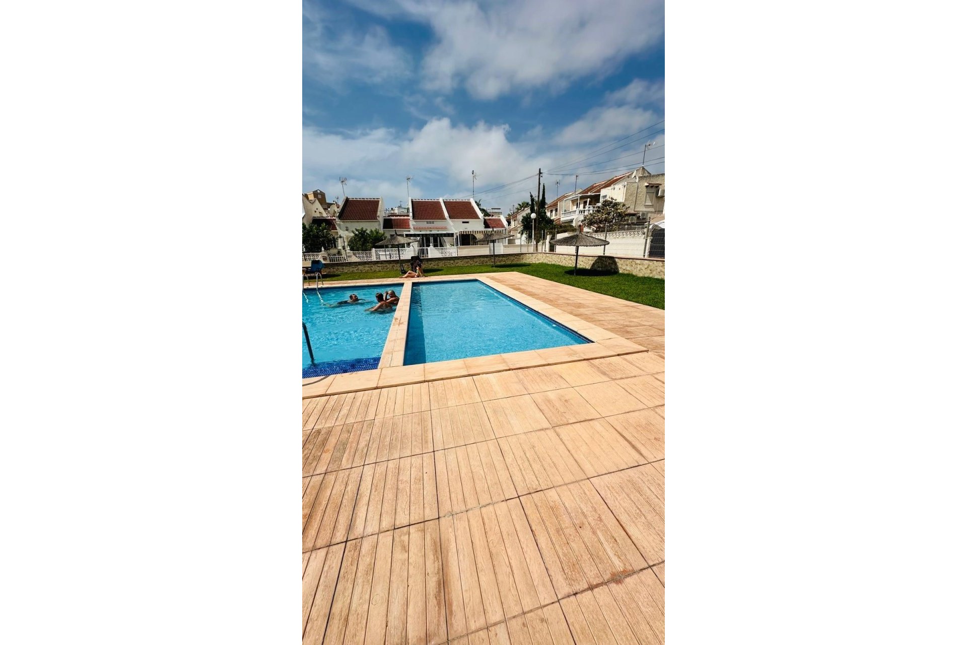 Resale - Bungalow - Torrevieja - Calas blanca