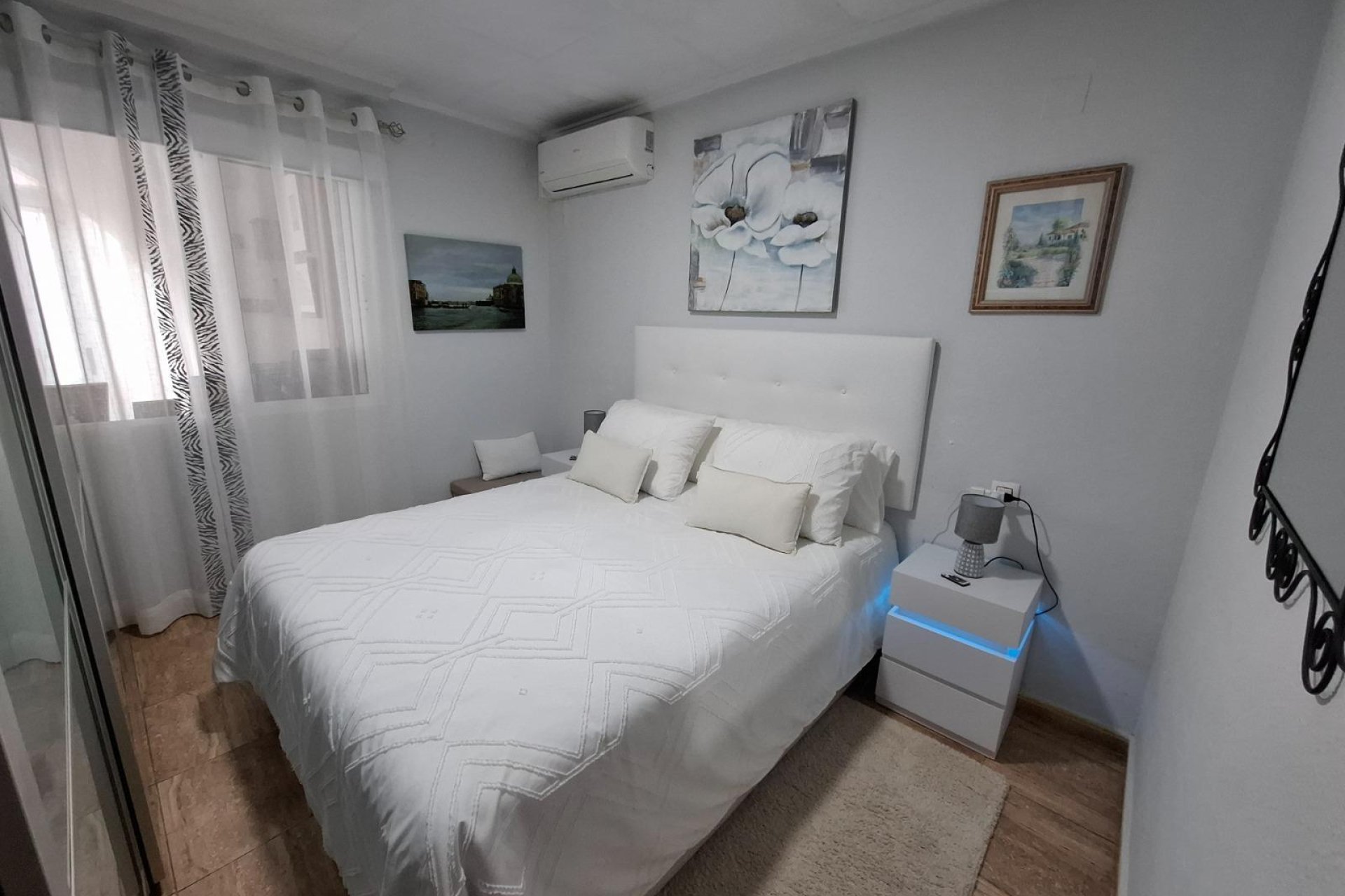 Resale - Bungalow - Torrevieja - La Siesta - El Salado - Torreta