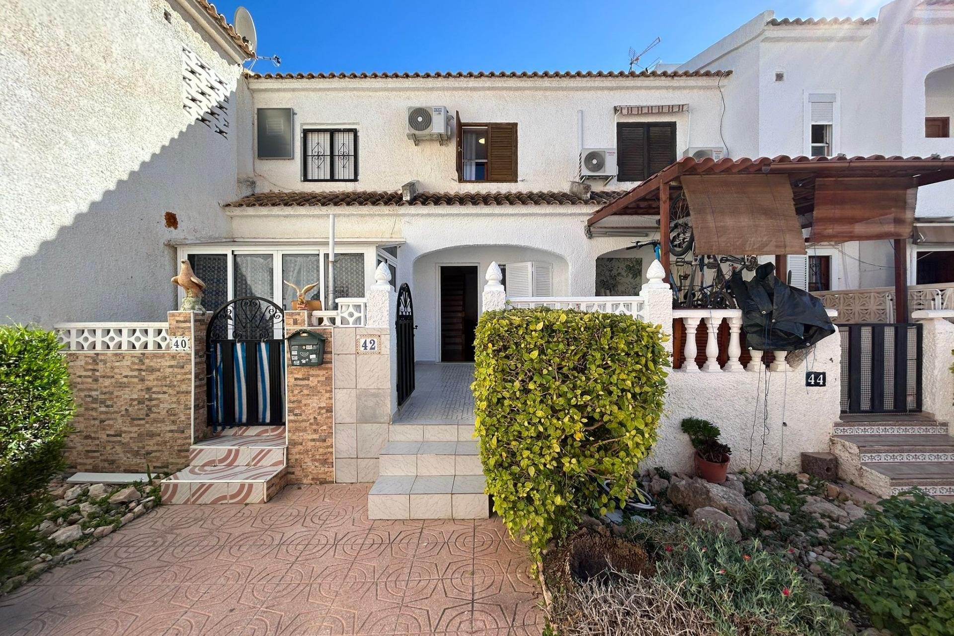 Resale - Bungalow - Torrevieja - La Siesta - El Salado - Torreta