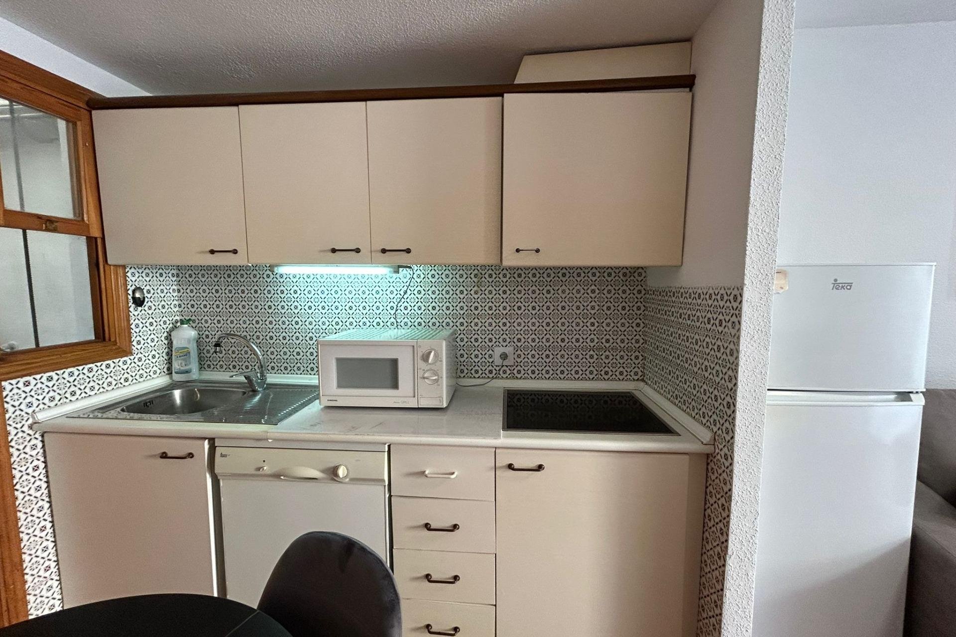 Resale - Bungalow - Torrevieja - La Siesta - El Salado - Torreta