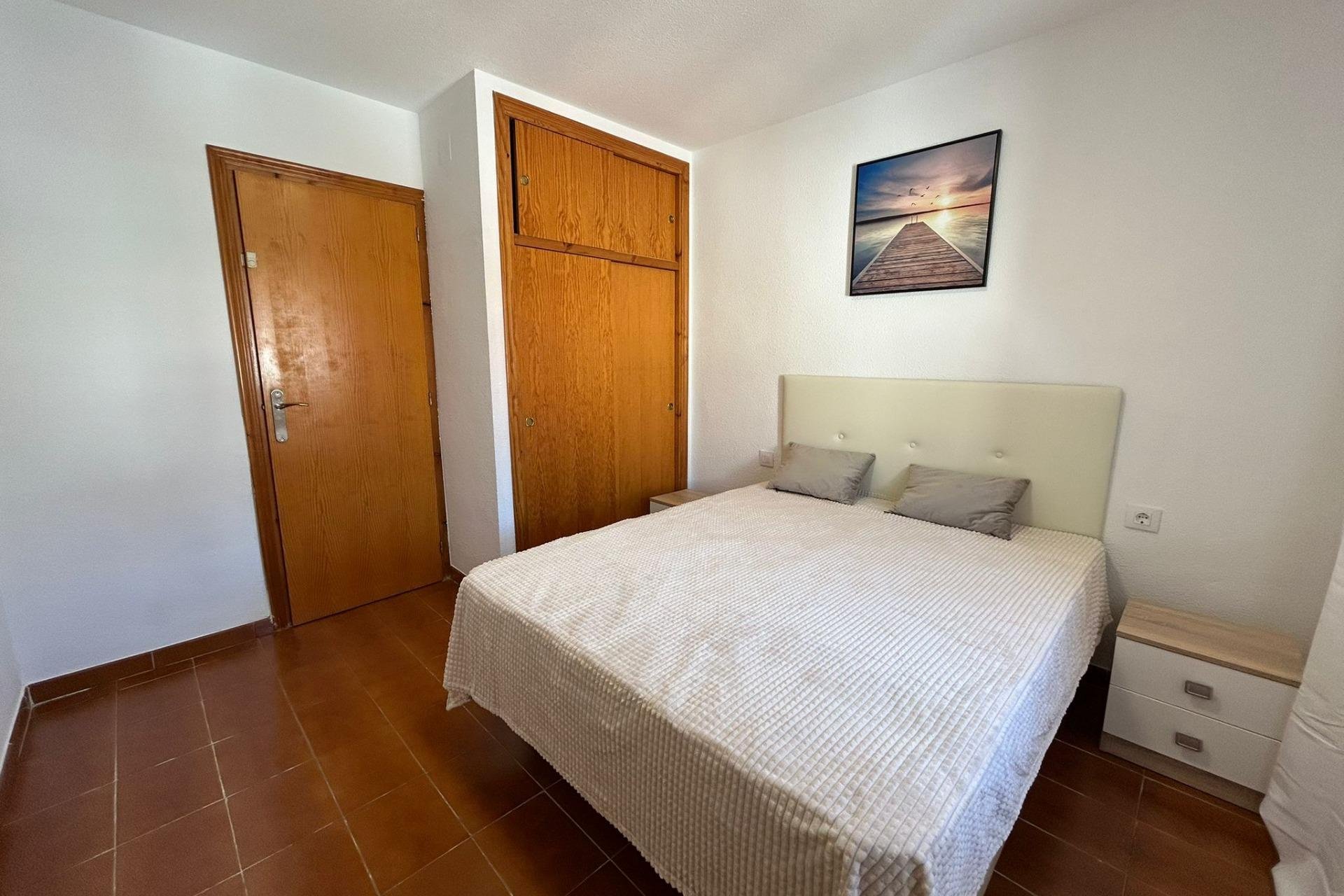 Resale - Bungalow - Torrevieja - La Siesta - El Salado - Torreta