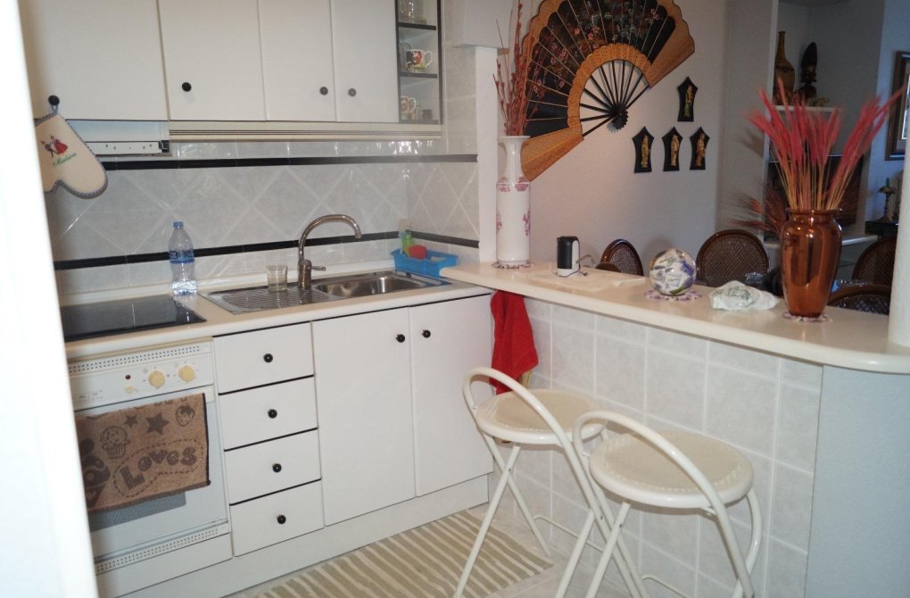 Resale - Bungalow - Torrevieja - Los altos