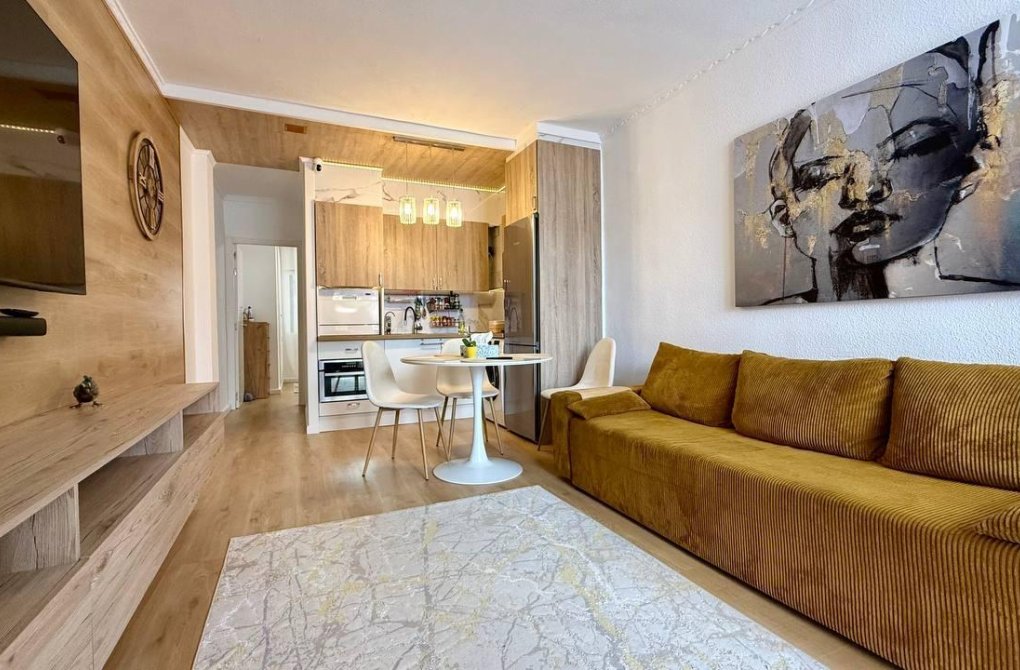 Resale - Bungalow - Torrevieja - Los Frutales