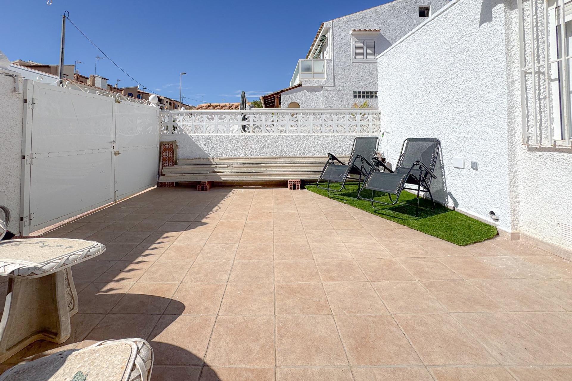 Resale - Bungalow - Torrevieja - Los Frutales