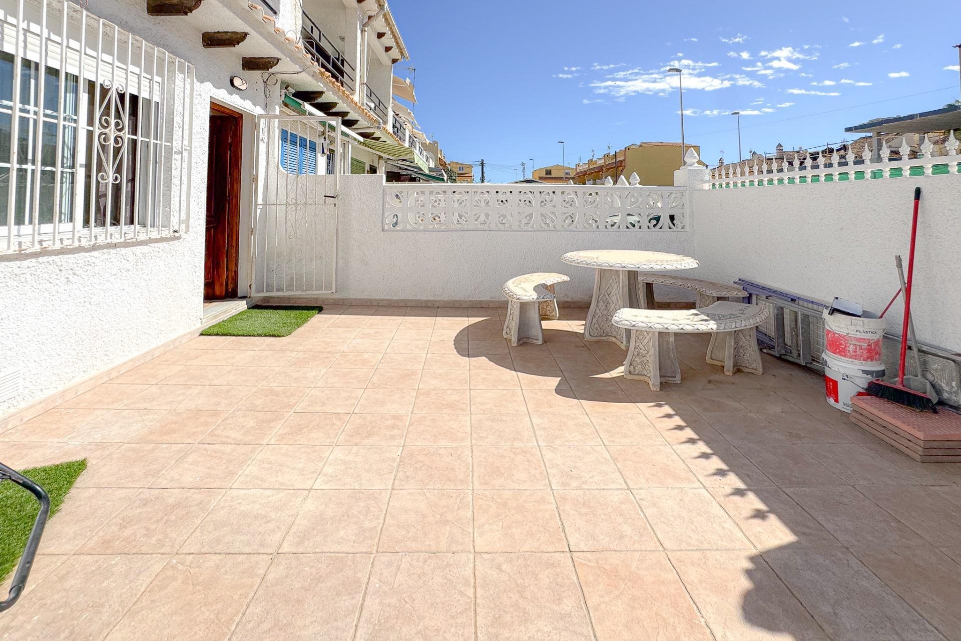 Resale - Bungalow - Torrevieja - Los Frutales