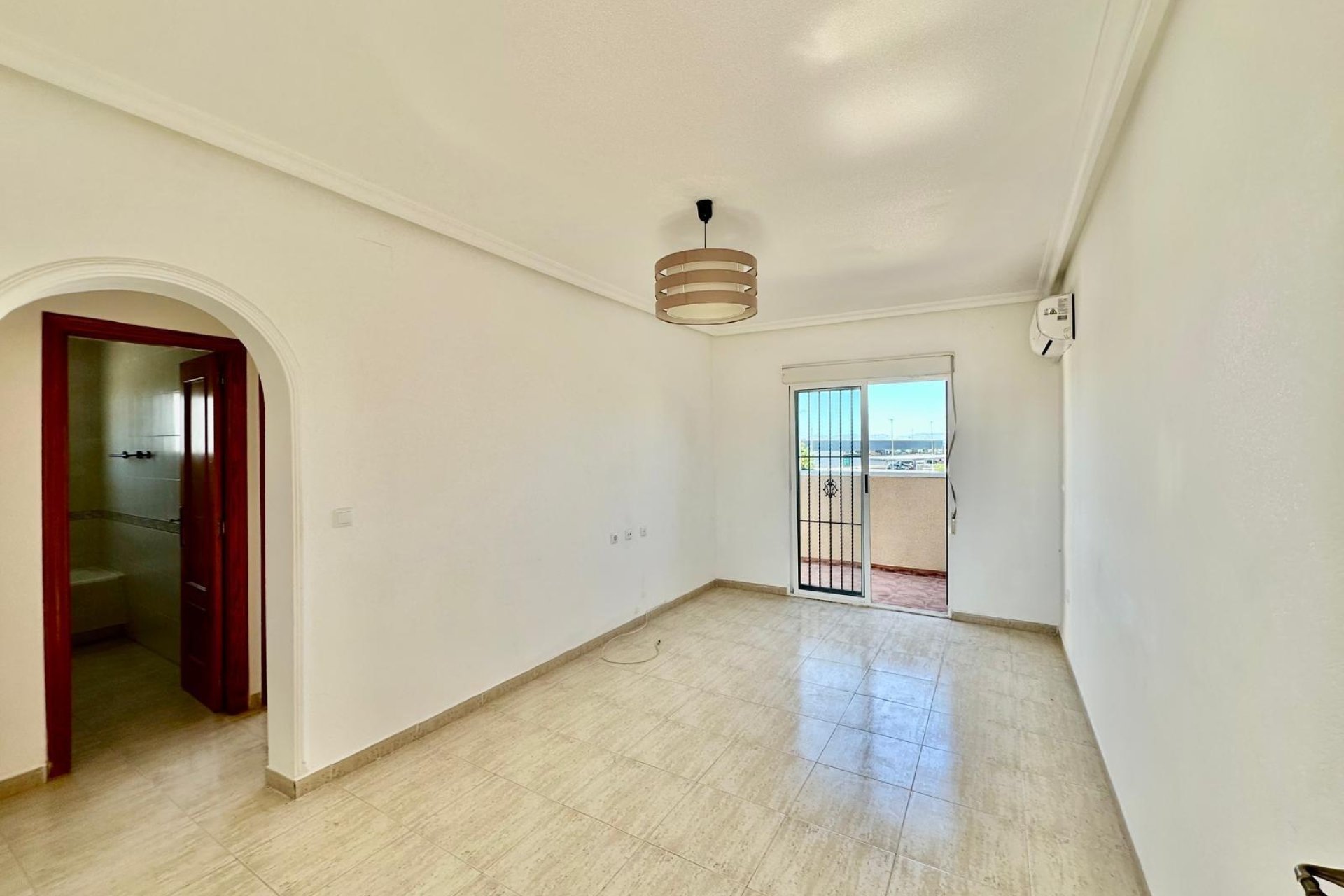 Resale - Bungalow - Torrevieja - Orihuela costa