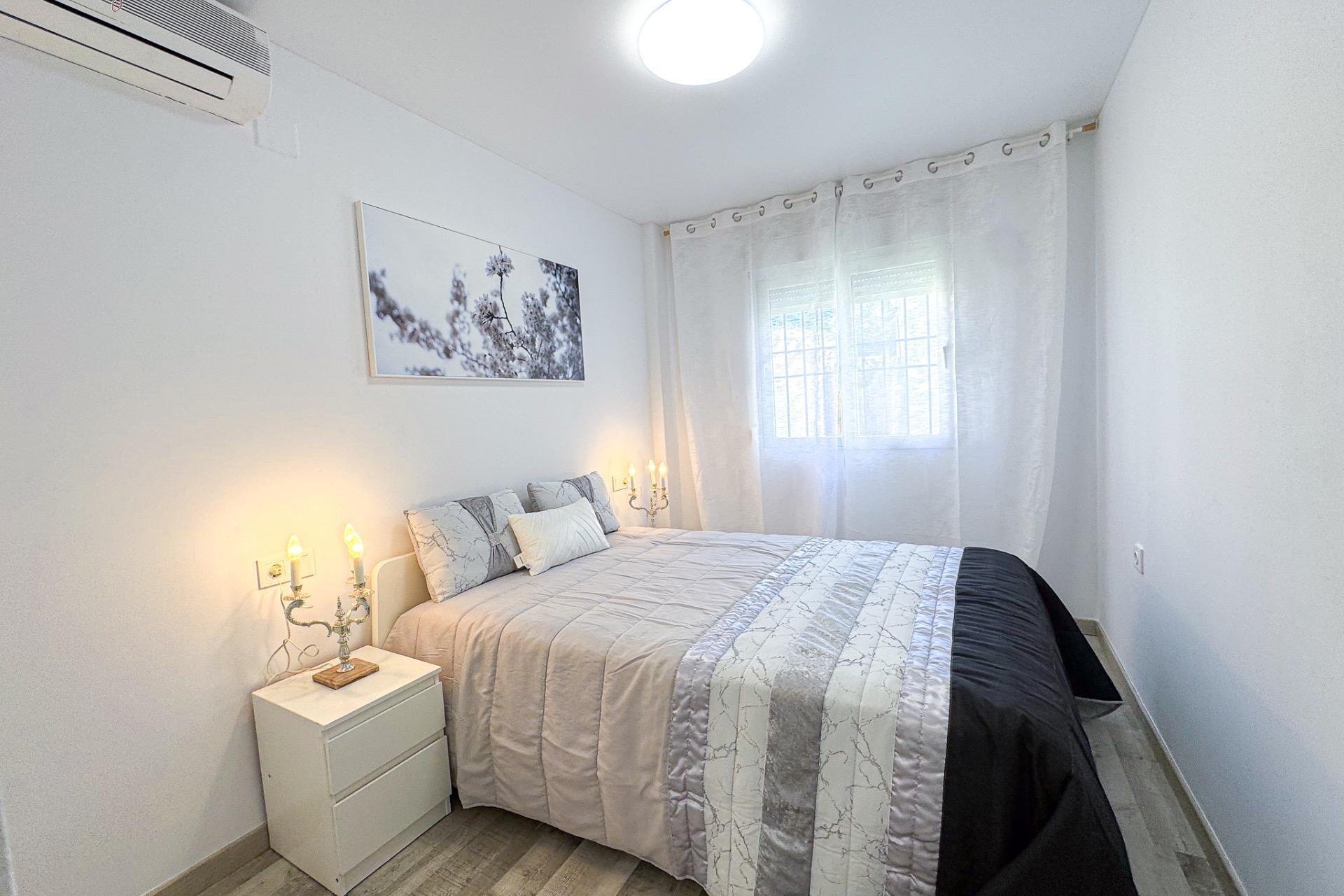 Resale - Bungalow - Torrevieja - Parque las naciones