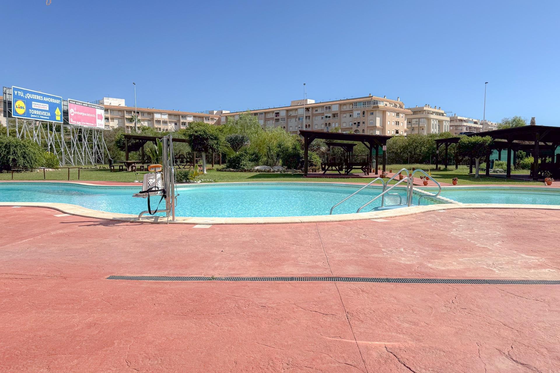 Resale - Bungalow - Torrevieja - Parque las naciones