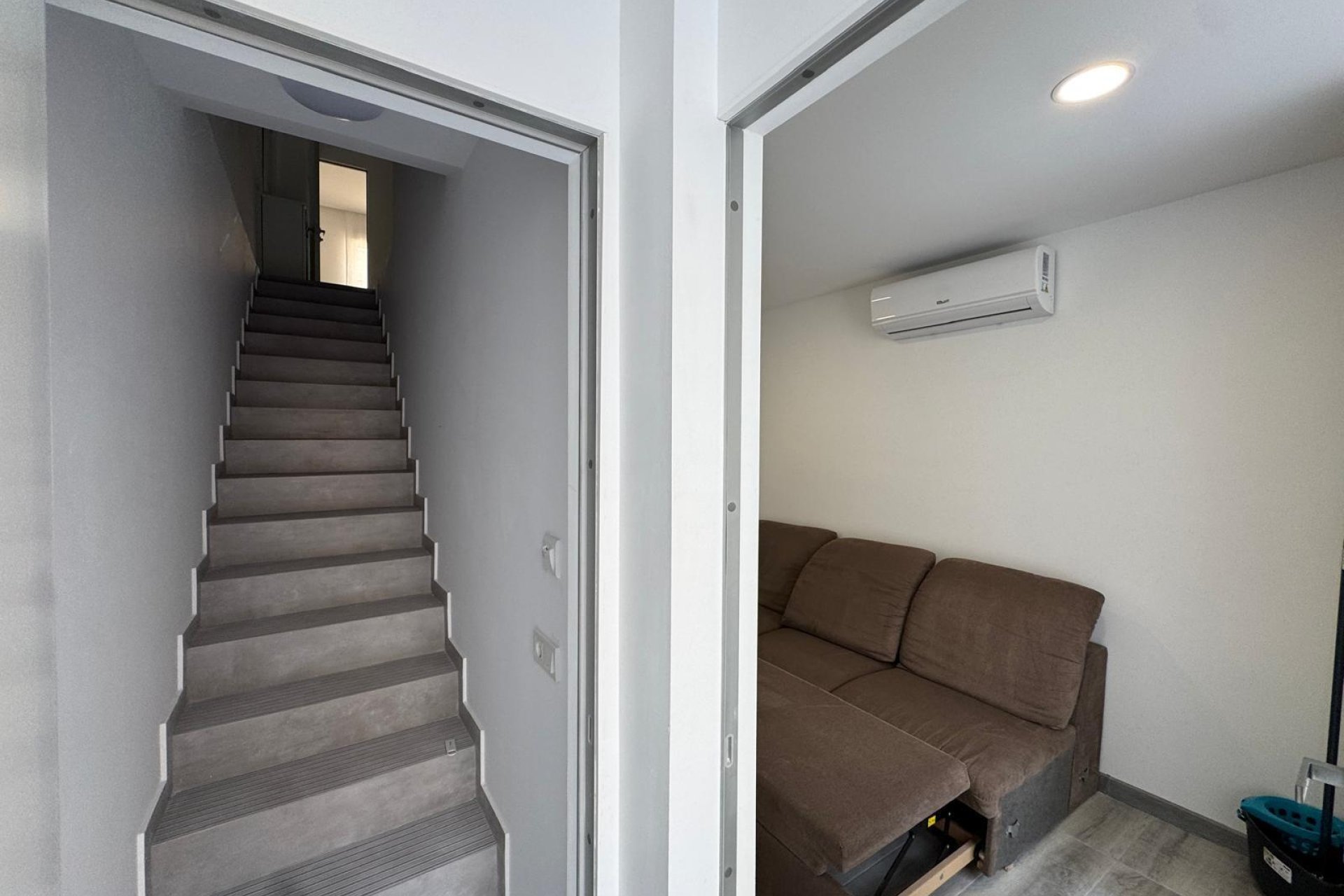 Resale - Bungalow - Torrevieja - Playa de los locos