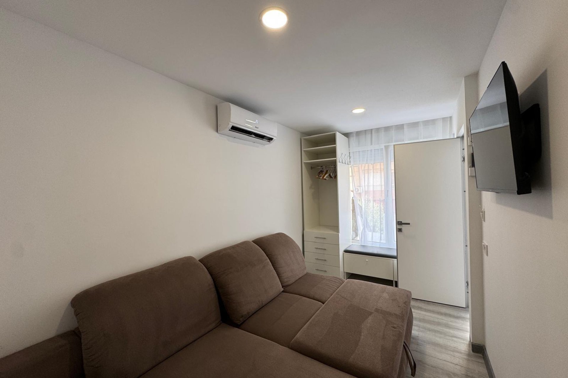 Resale - Bungalow - Torrevieja - Playa de los locos