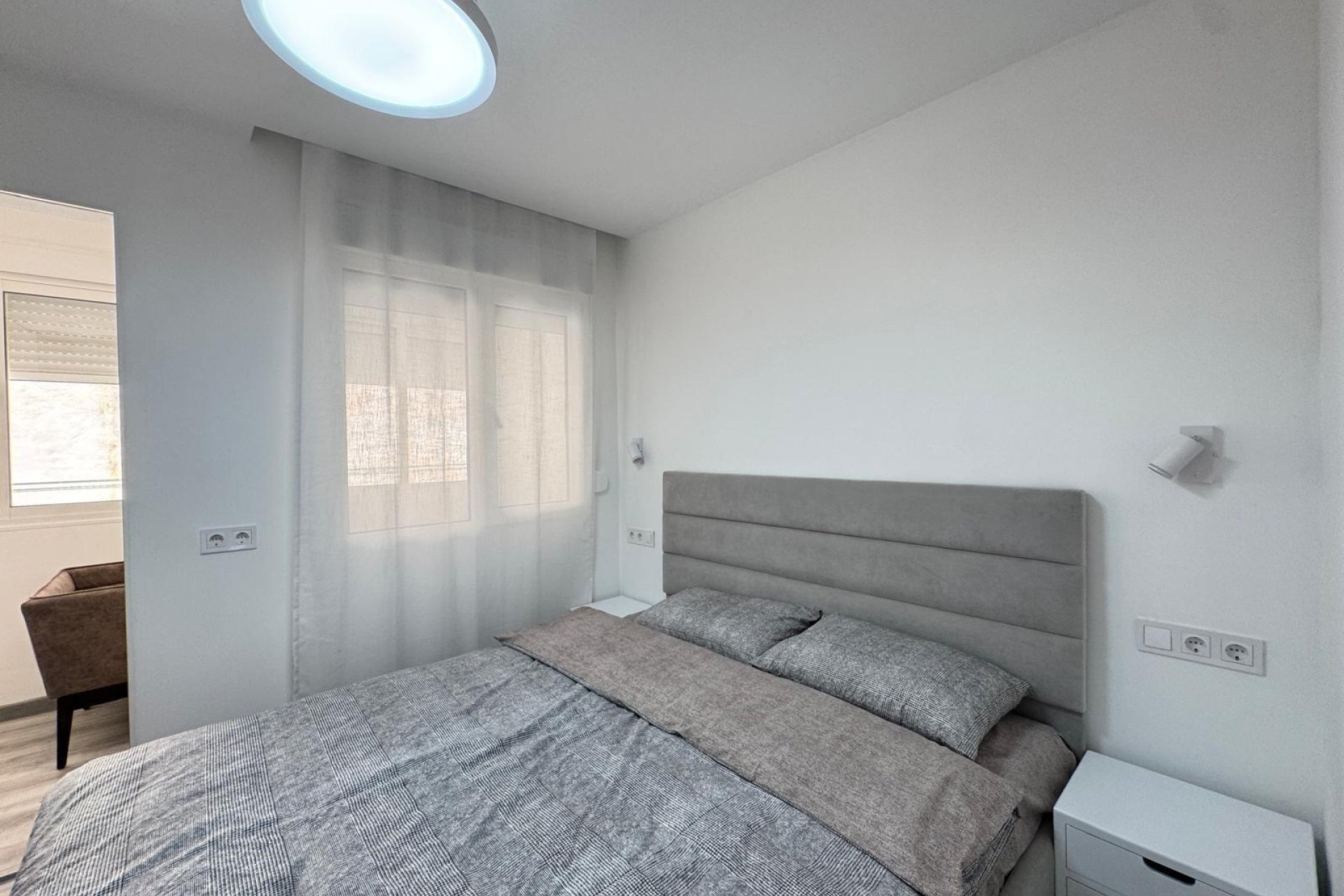 Resale - Bungalow - Torrevieja - Playa de los locos