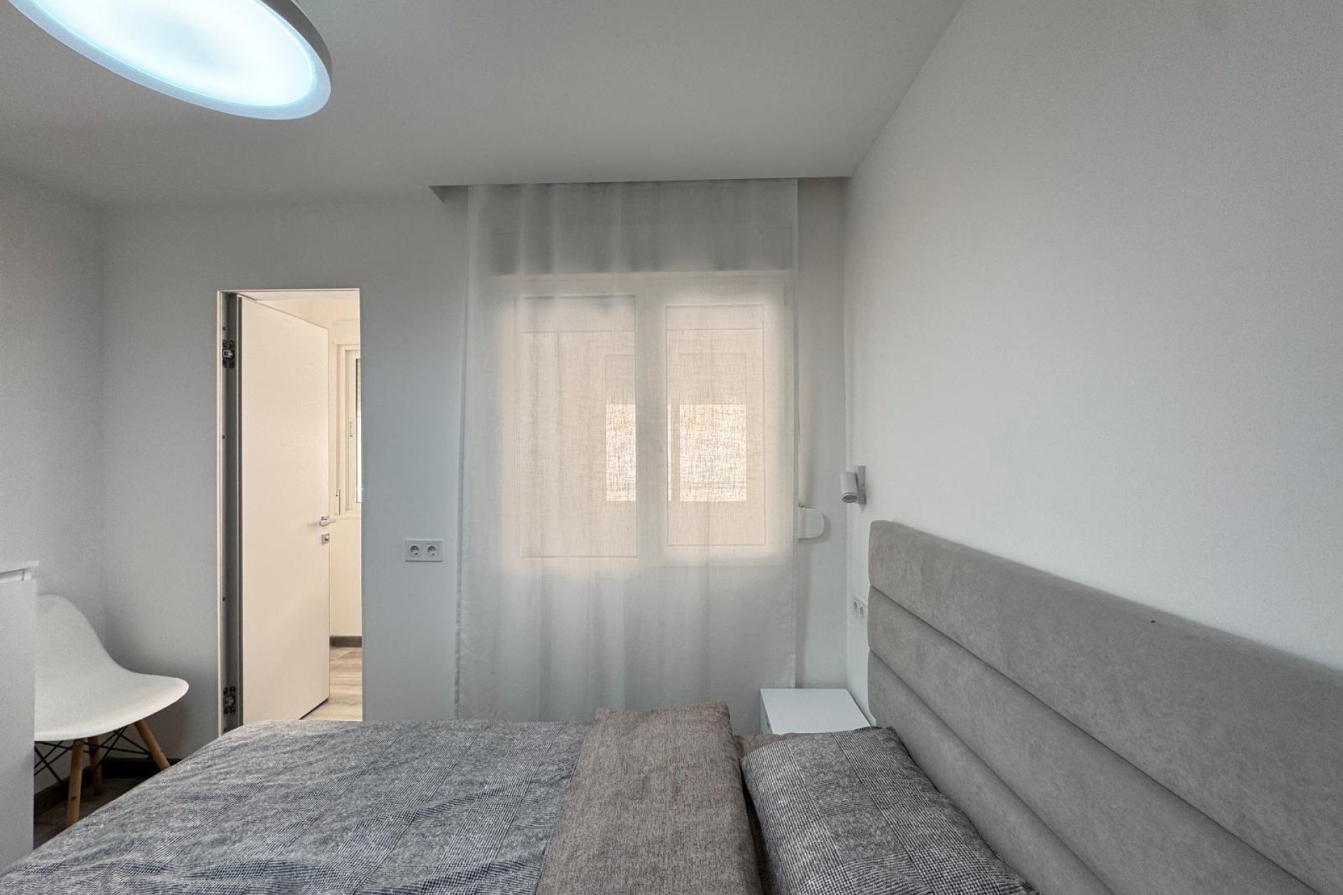 Resale - Bungalow - Torrevieja - Playa de los locos