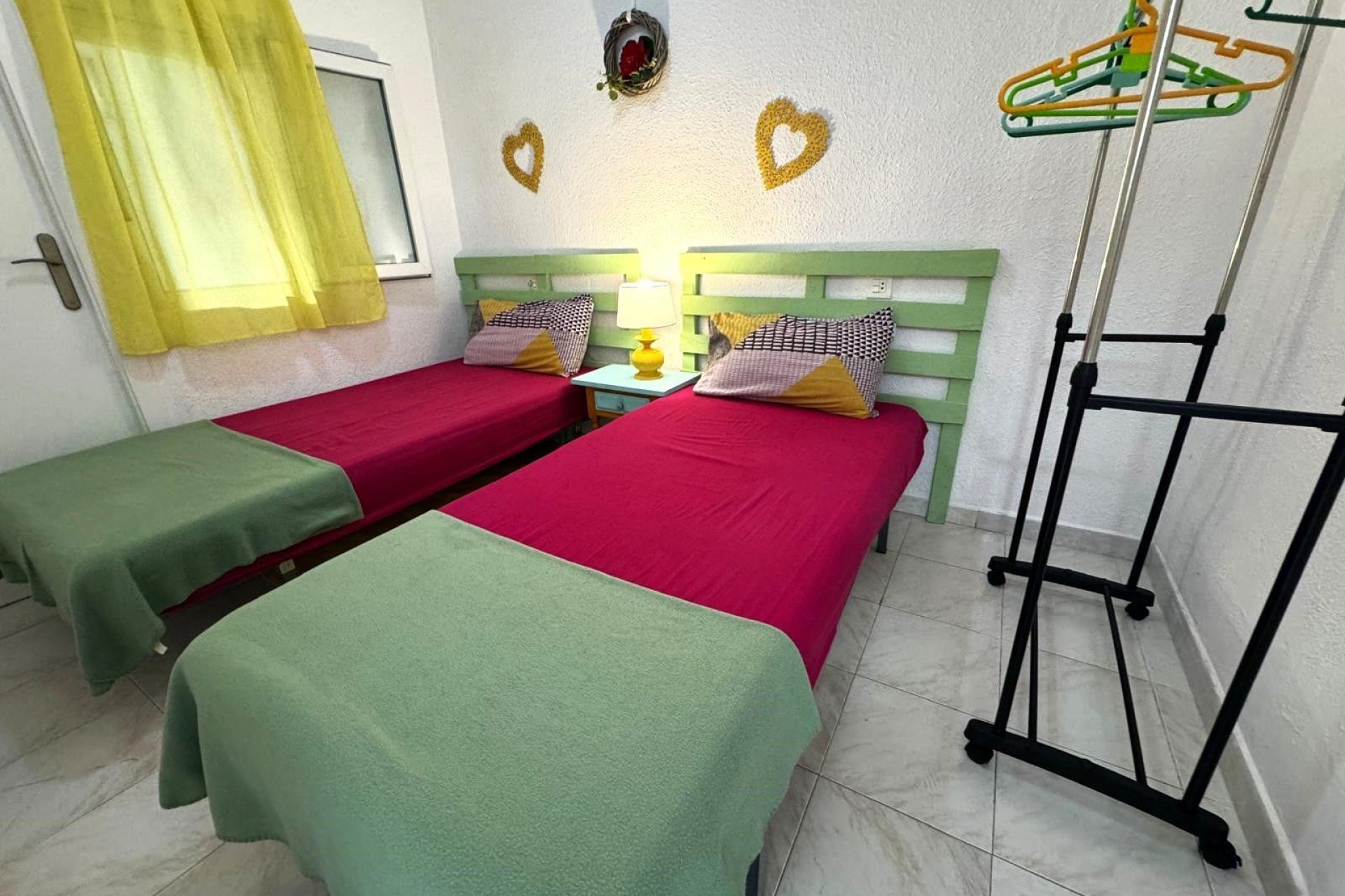 Resale - Bungalow - Torrevieja - Playa de los Naufragos