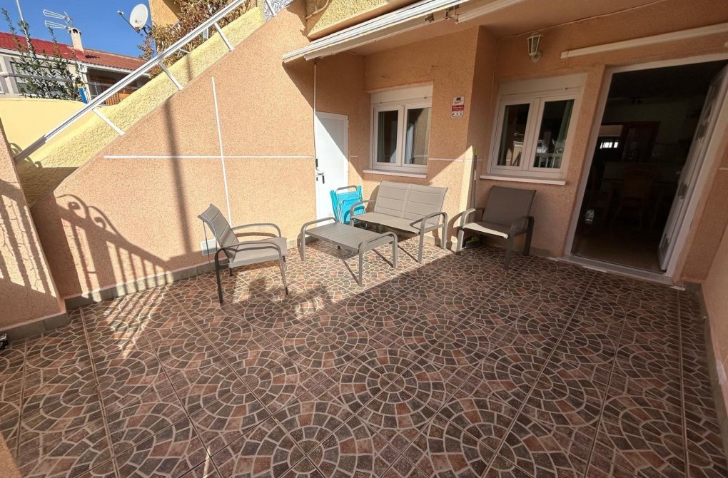 Resale - Bungalow - Torrevieja - Playa de los Naufragos