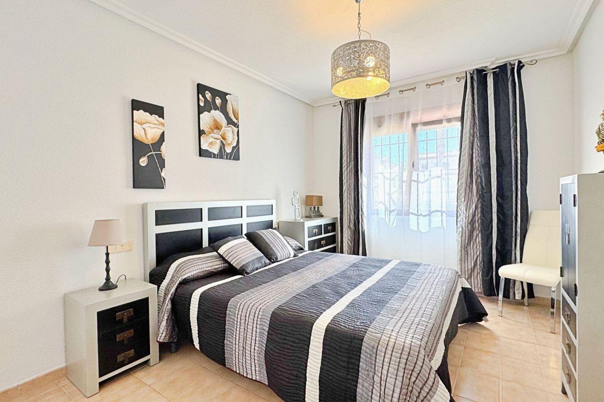 Resale - Bungalow - Torrevieja - Punta prima