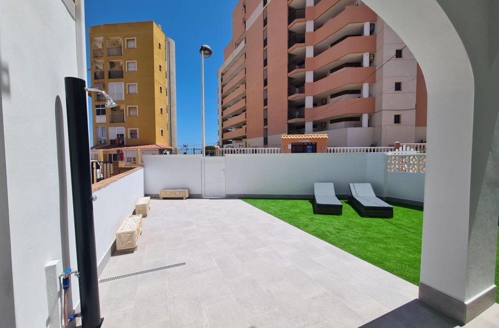 Resale - Bungalow - Torrevieja - Torreblanca