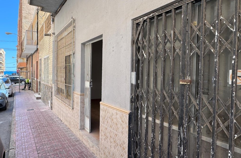 Resale - Business - Torrevieja - Centro