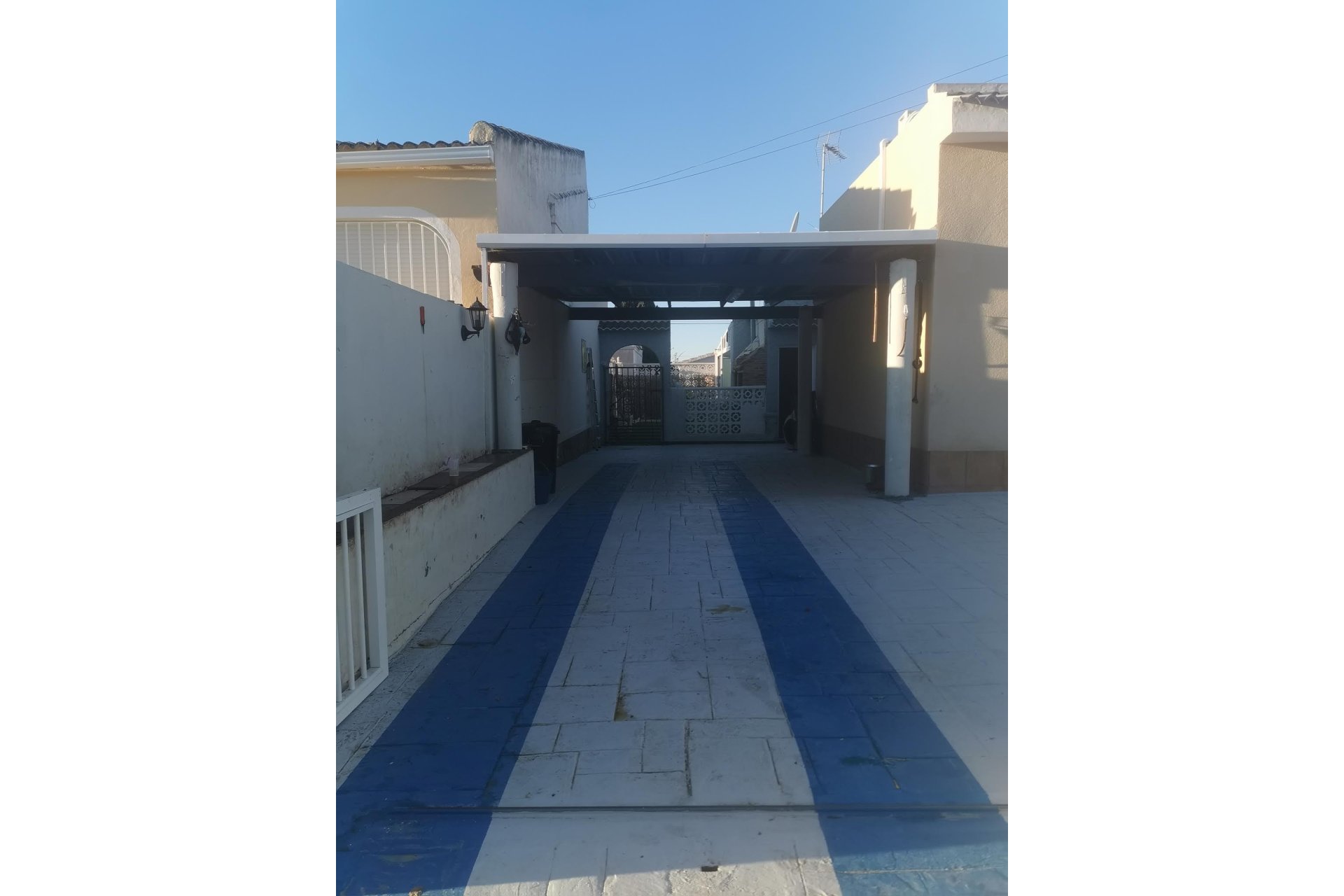 Resale - Casa o Chalet Independiente - Torrevieja - Avenida Abanto