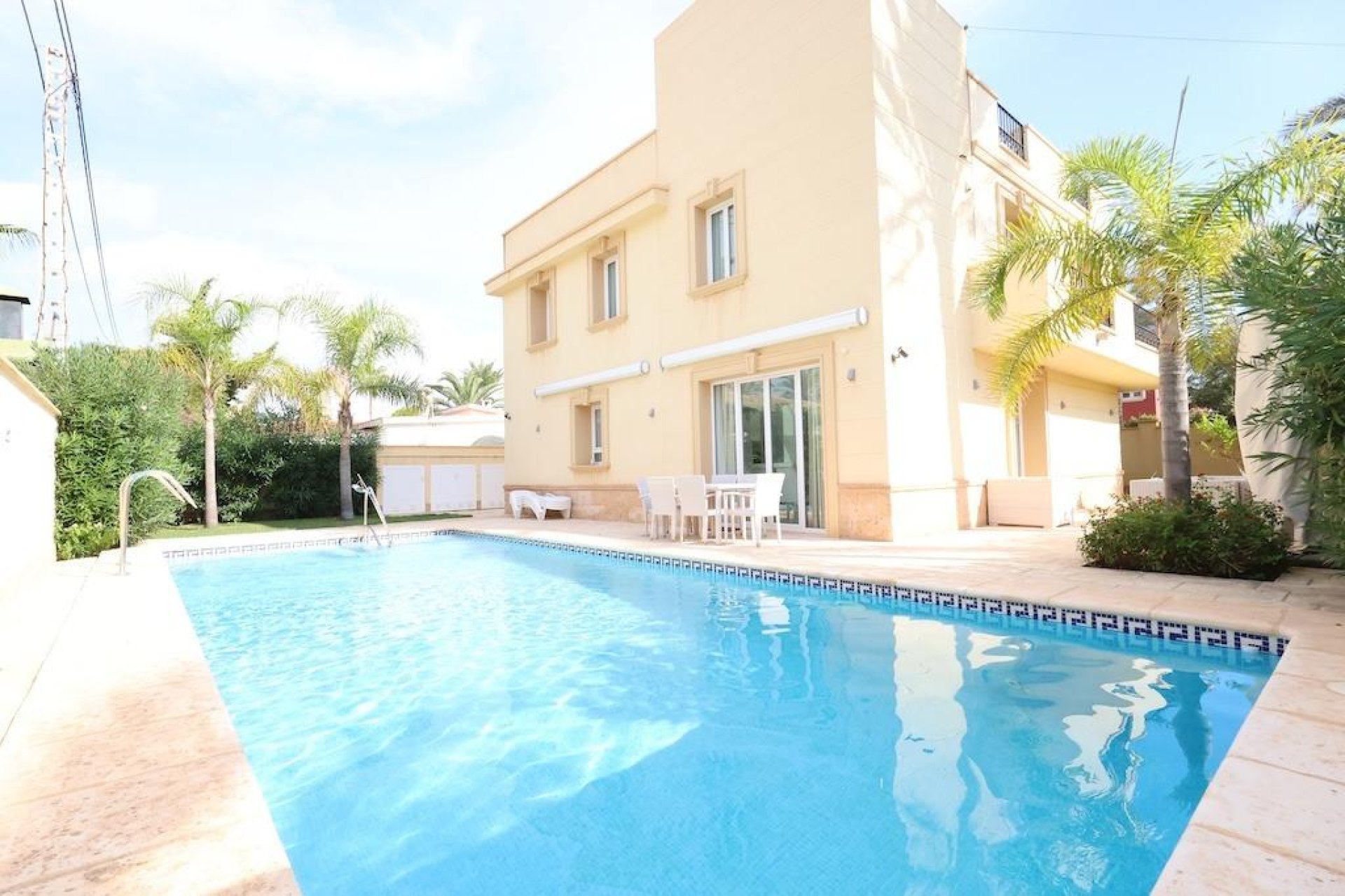 Resale - Chalet - Cabo Roig - Costa blanca