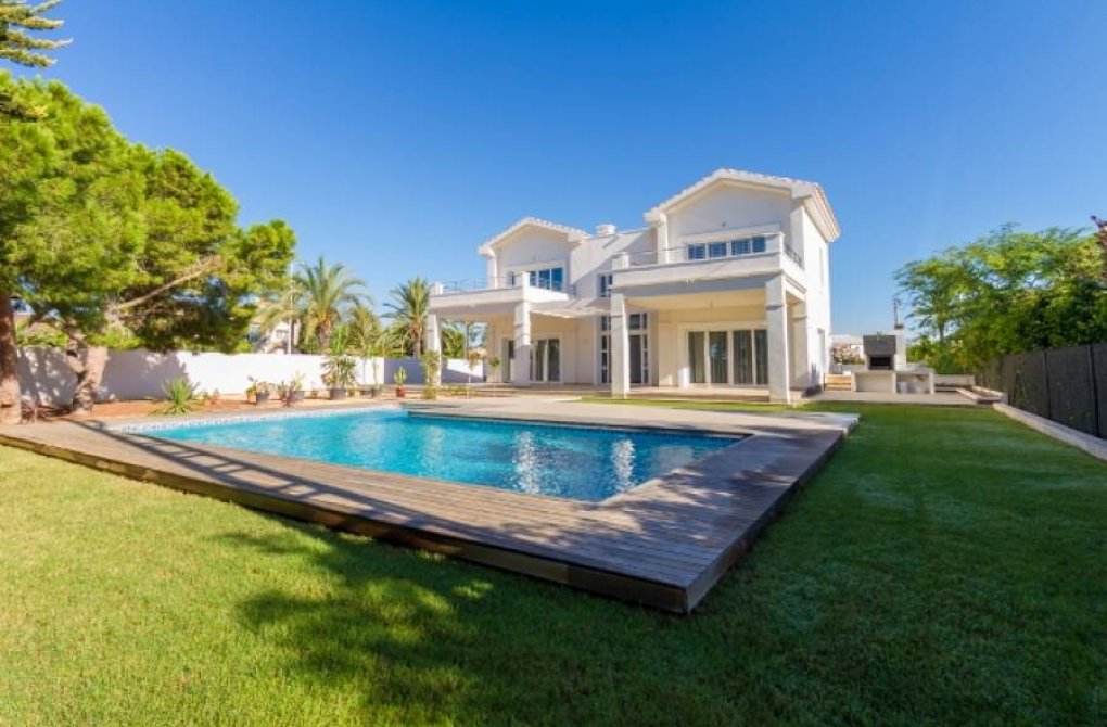 Resale - Chalet - Orihuela Costa - Cabo Roig