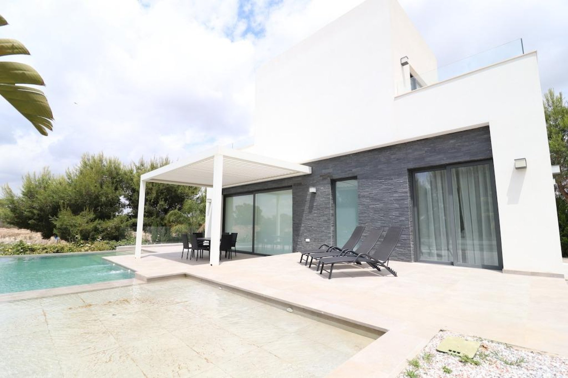 Resale - Chalet - Orihuela Costa - Campoamor