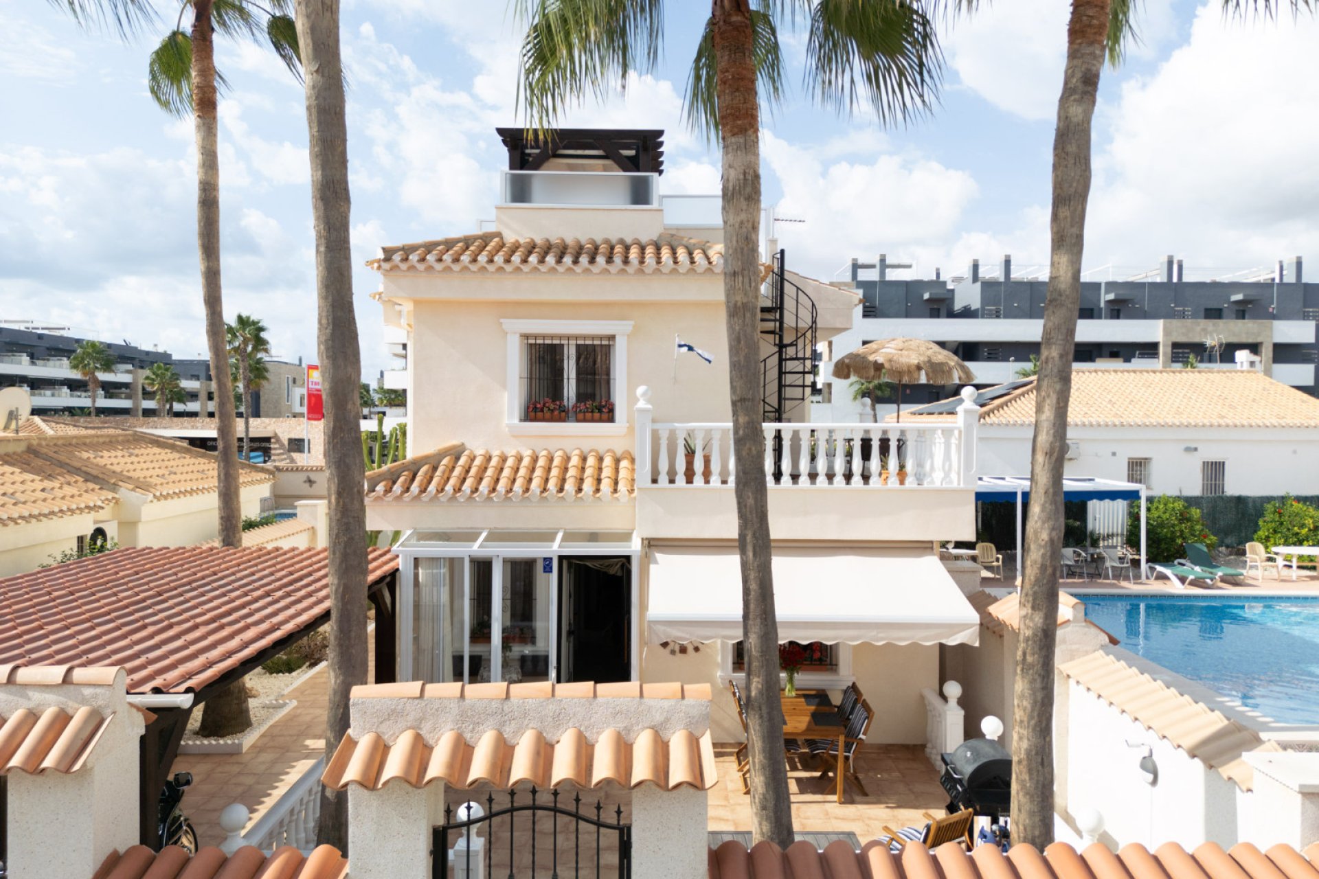 Resale - Chalet - Orihuela Costa - Playa Flamenca