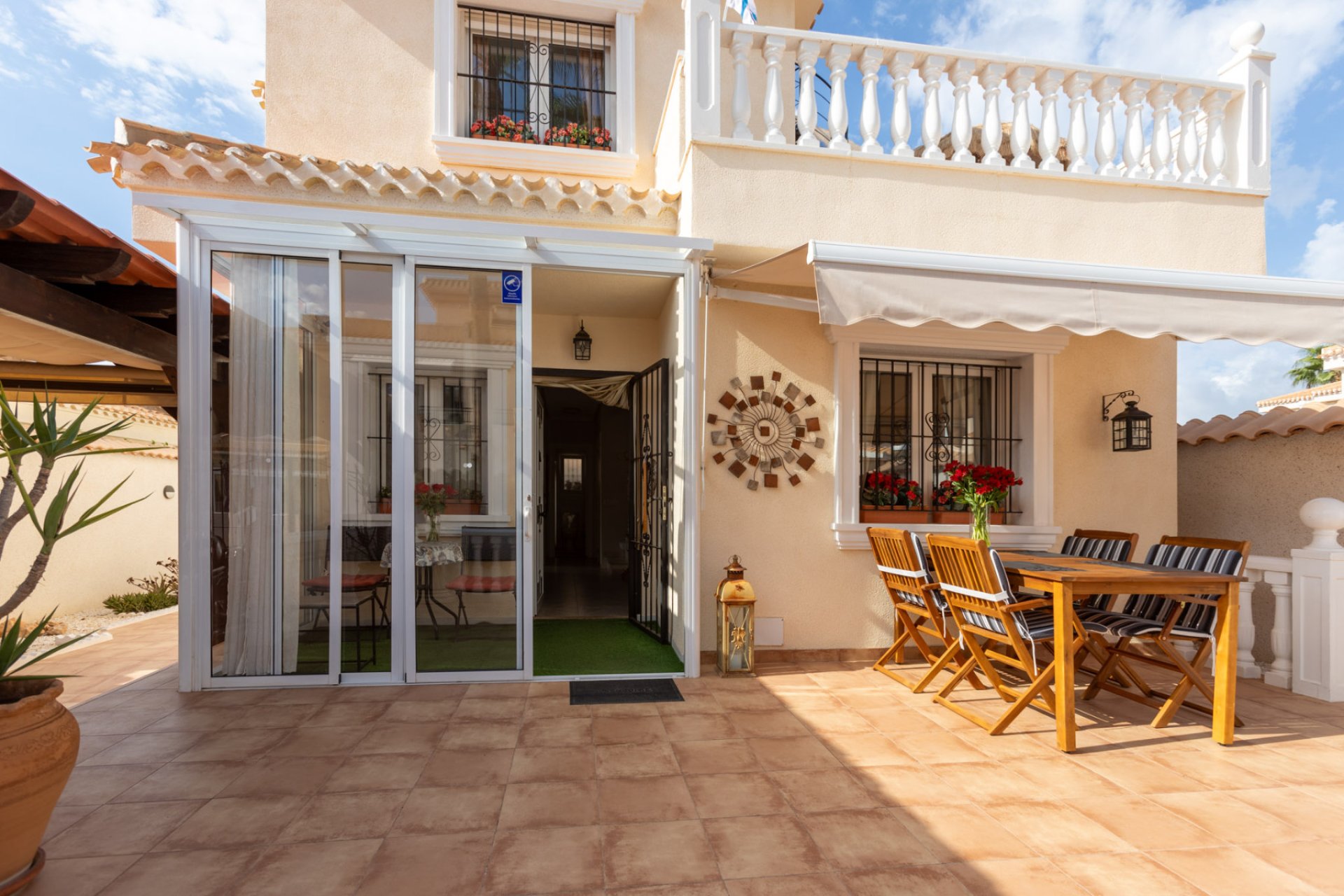 Resale - Chalet - Orihuela Costa - Playa Flamenca