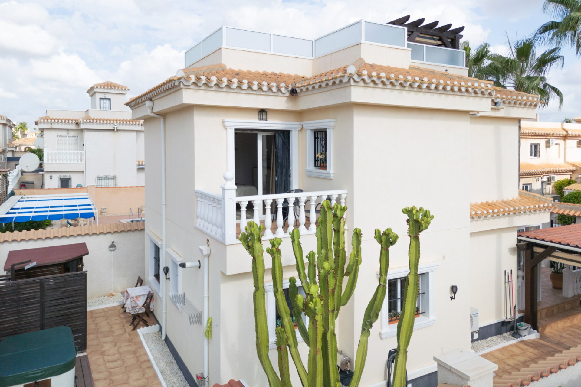 Resale - Chalet - Orihuela Costa - Playa Flamenca