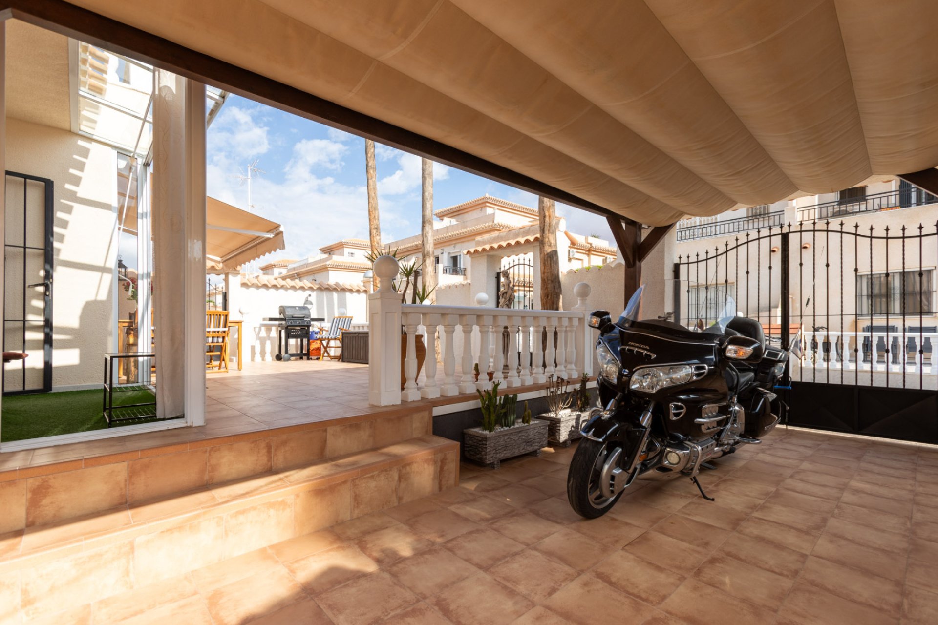 Resale - Chalet - Orihuela Costa - Playa Flamenca