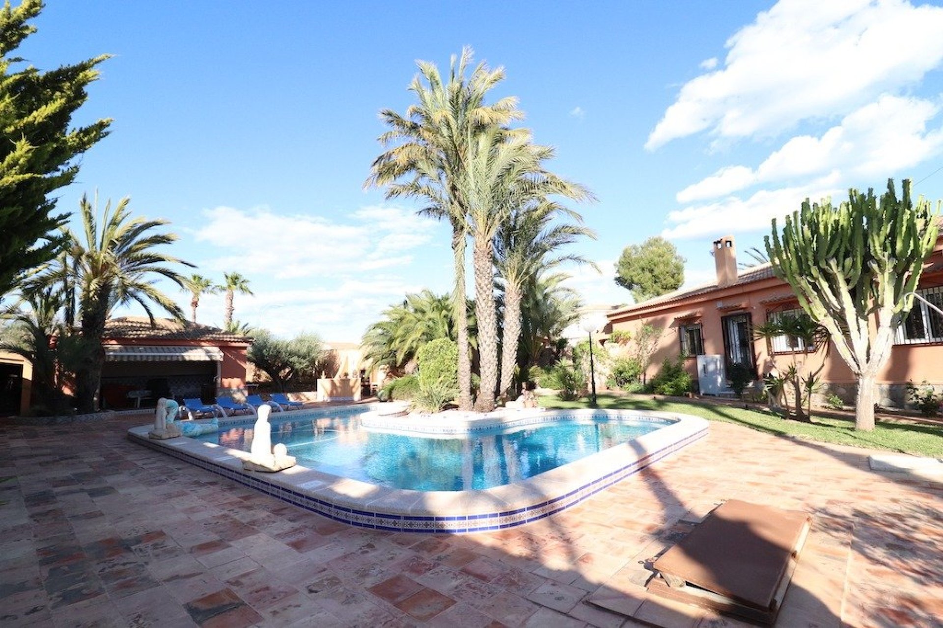 Resale - Chalet - Torrevieja - El chaparral