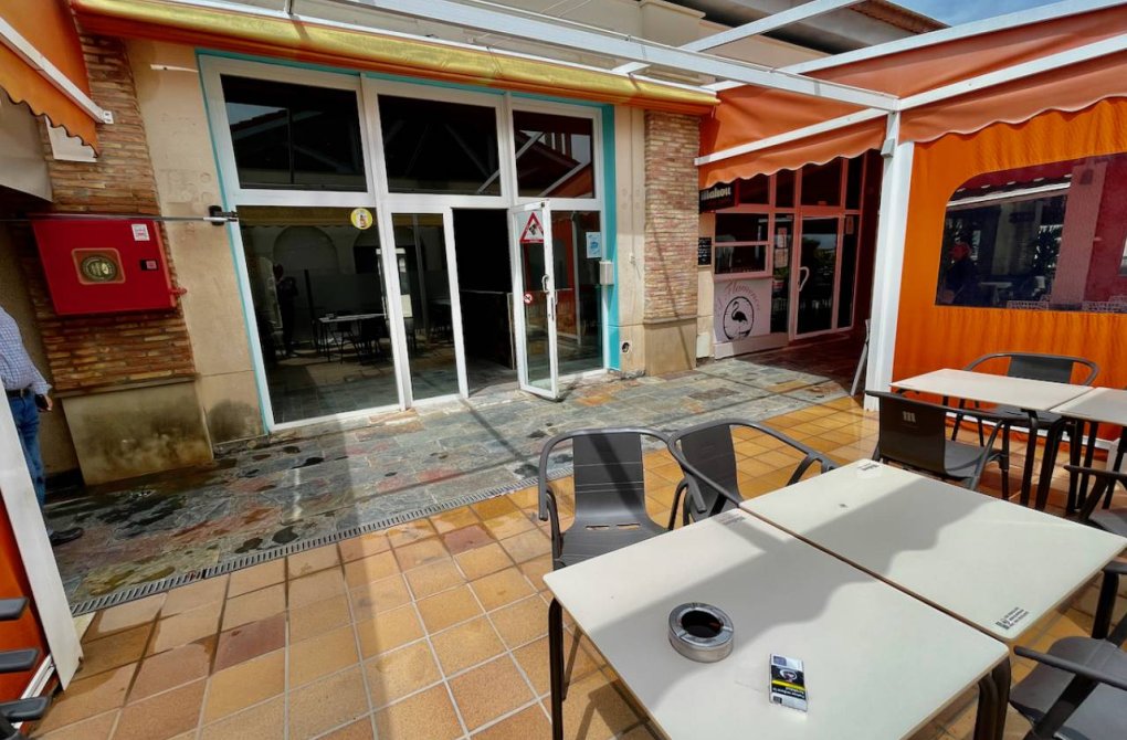 Resale - Commercial - La Finca Golf