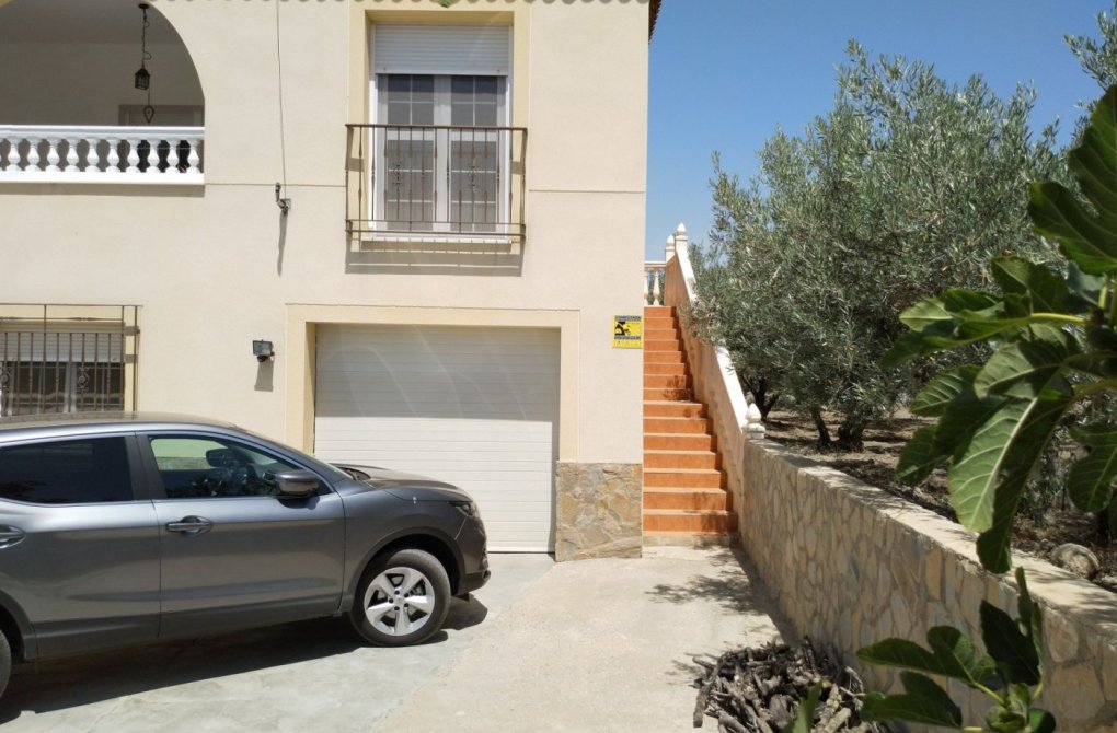 Resale - Country house - Alsodux - ALMERIA