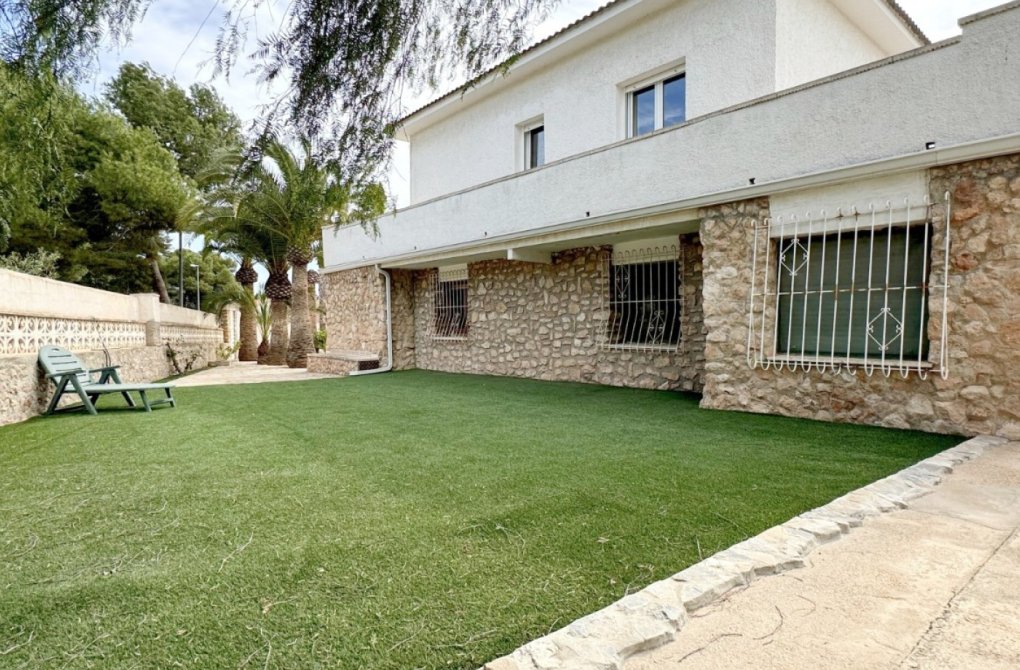 Resale - Detached Villa - Orihuela Costa - La Zenia