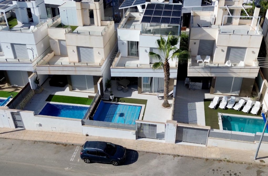 Resale - Detached Villa - Orihuela Costa - Lomas de Cabo Roig