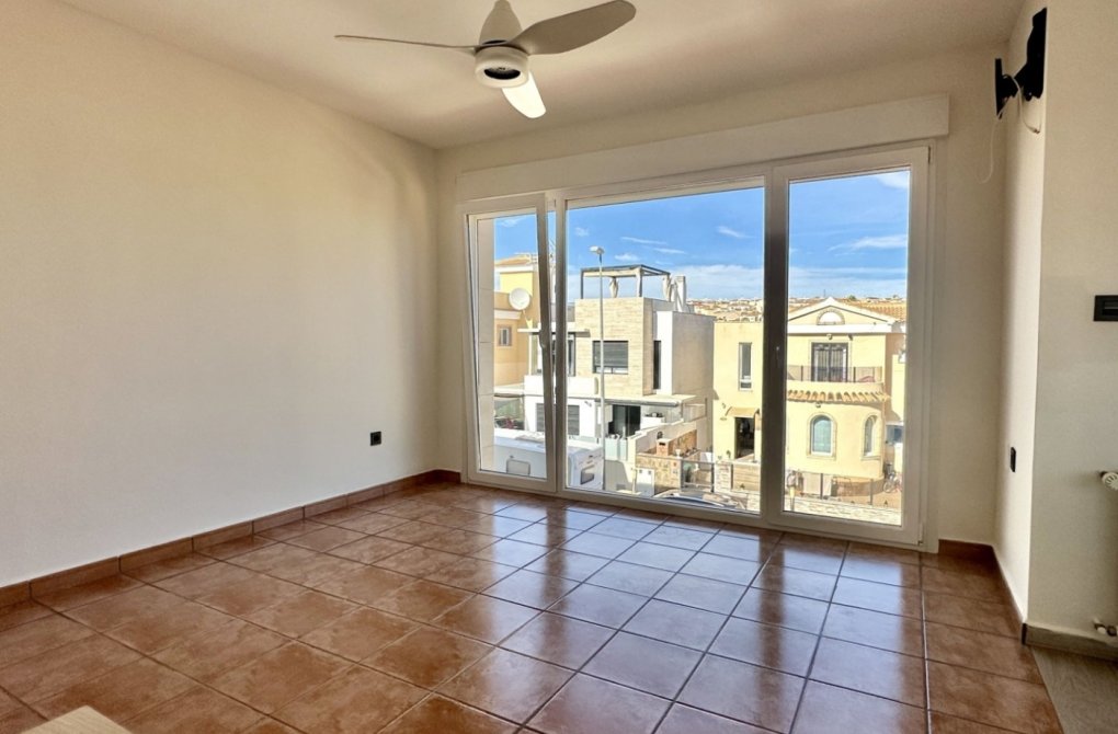 Resale - Detached Villa - Orihuela Costa - Villamartín