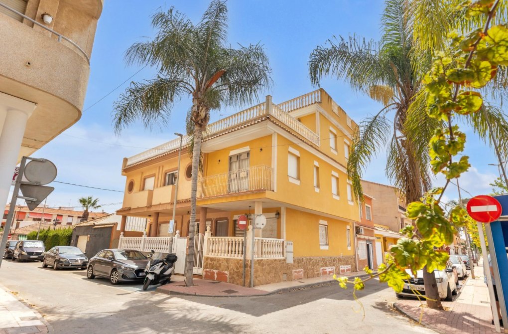 Resale - Duplex - Los Alcázares - Centro