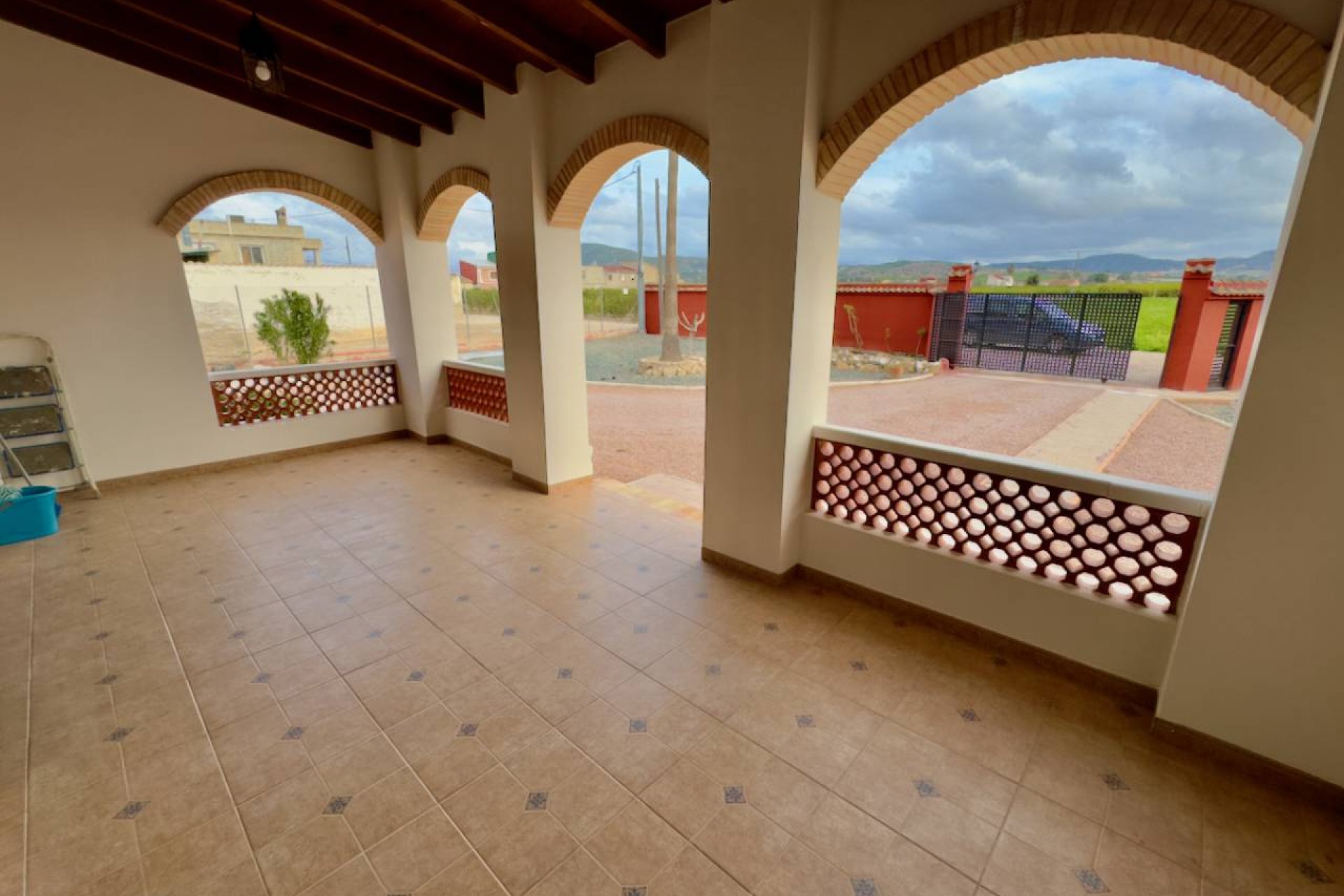 Resale - Finca / Country Property - Orihuela Costa - Orihuela