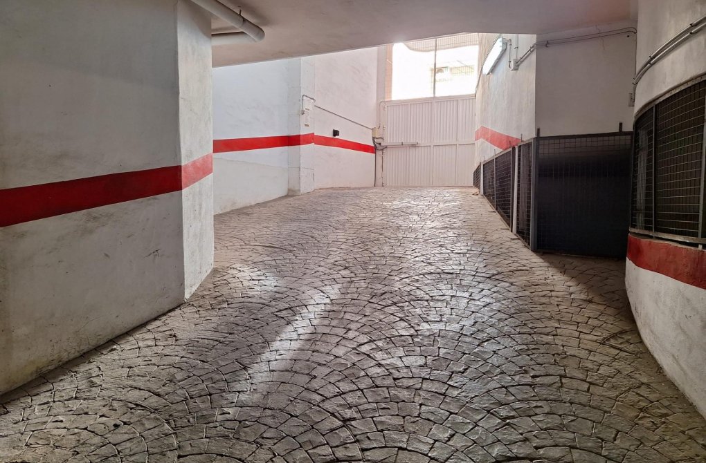 Resale - Garage - Torrevieja - Playa de los locos