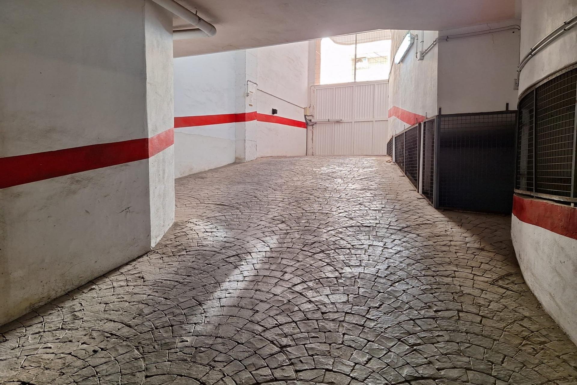 Resale - Garage - Torrevieja - Playa de los locos