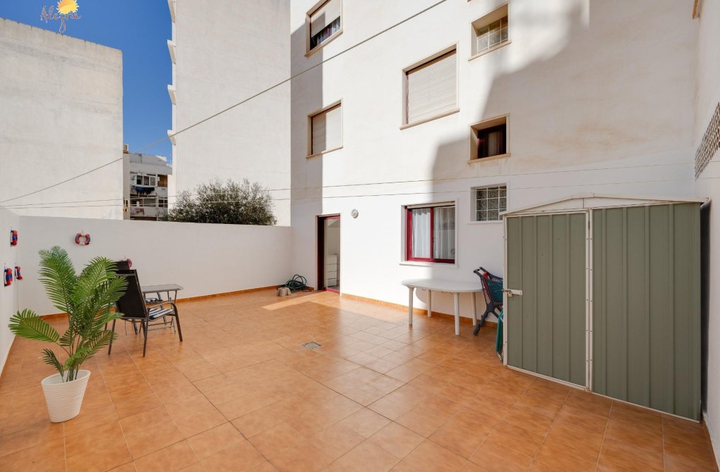 Resale - Ground Floor - Torrevieja - Playa del cura