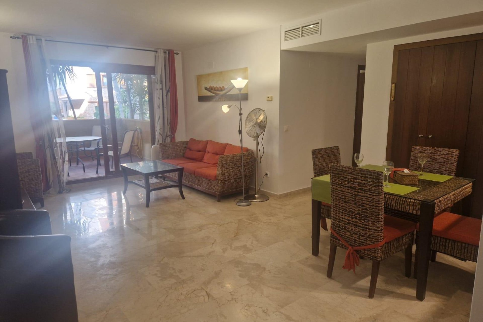 Resale - Ground Floor - Torrevieja - Punta prima