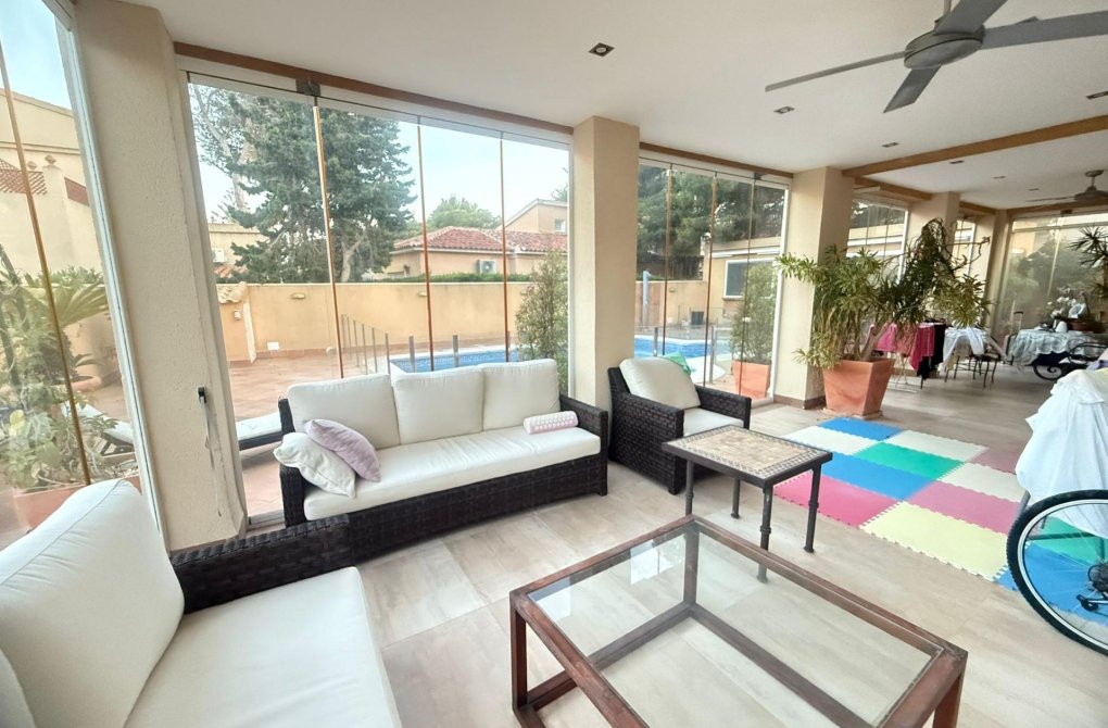 Resale - house - Orihuela Costa - Altos de Campoamor