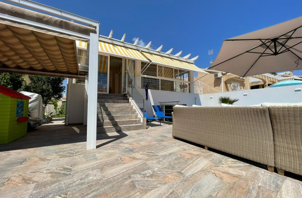 Resale - house - Orihuela Costa - Los Altos