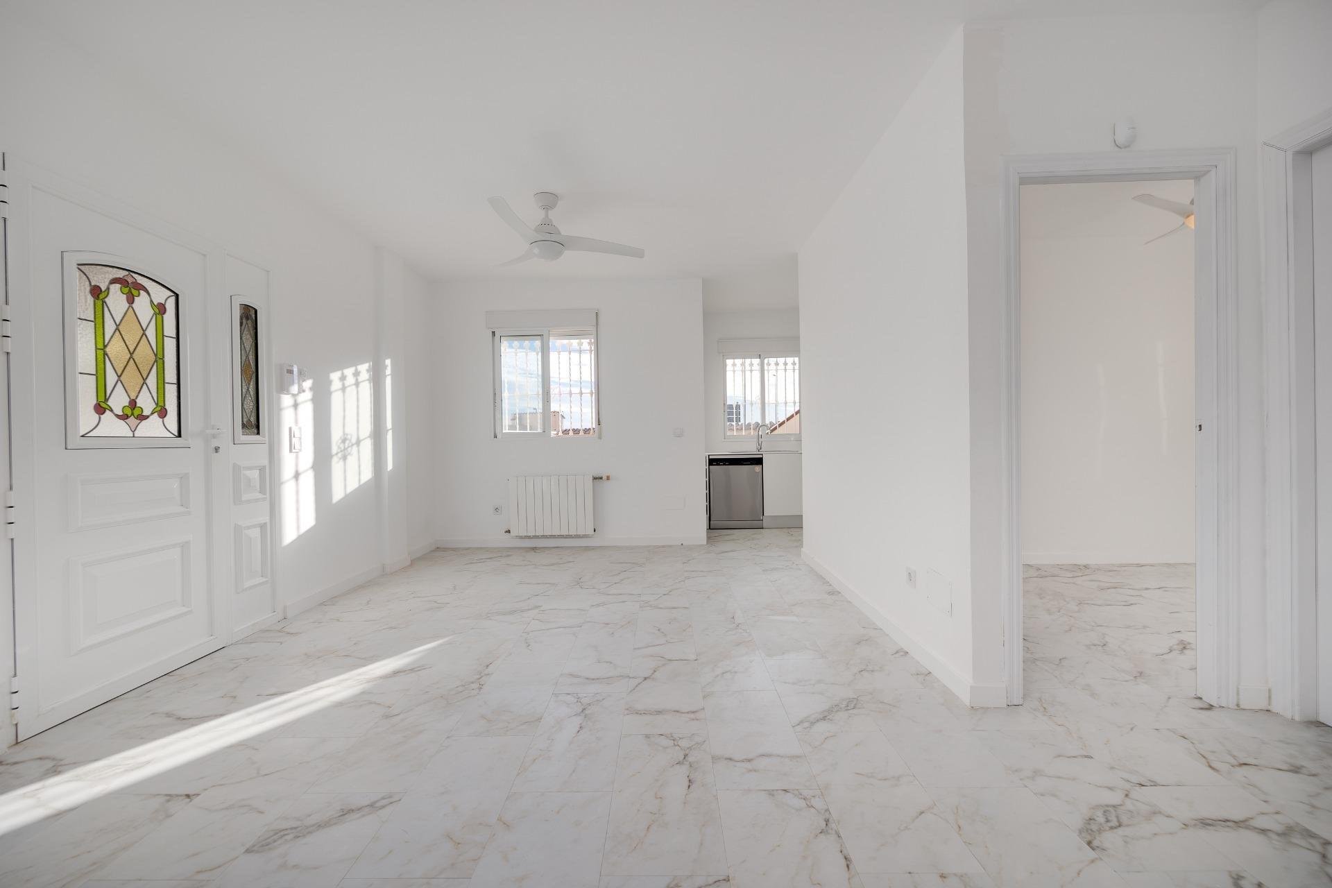 Resale - house - Orihuela Costa - Playa Flamenca