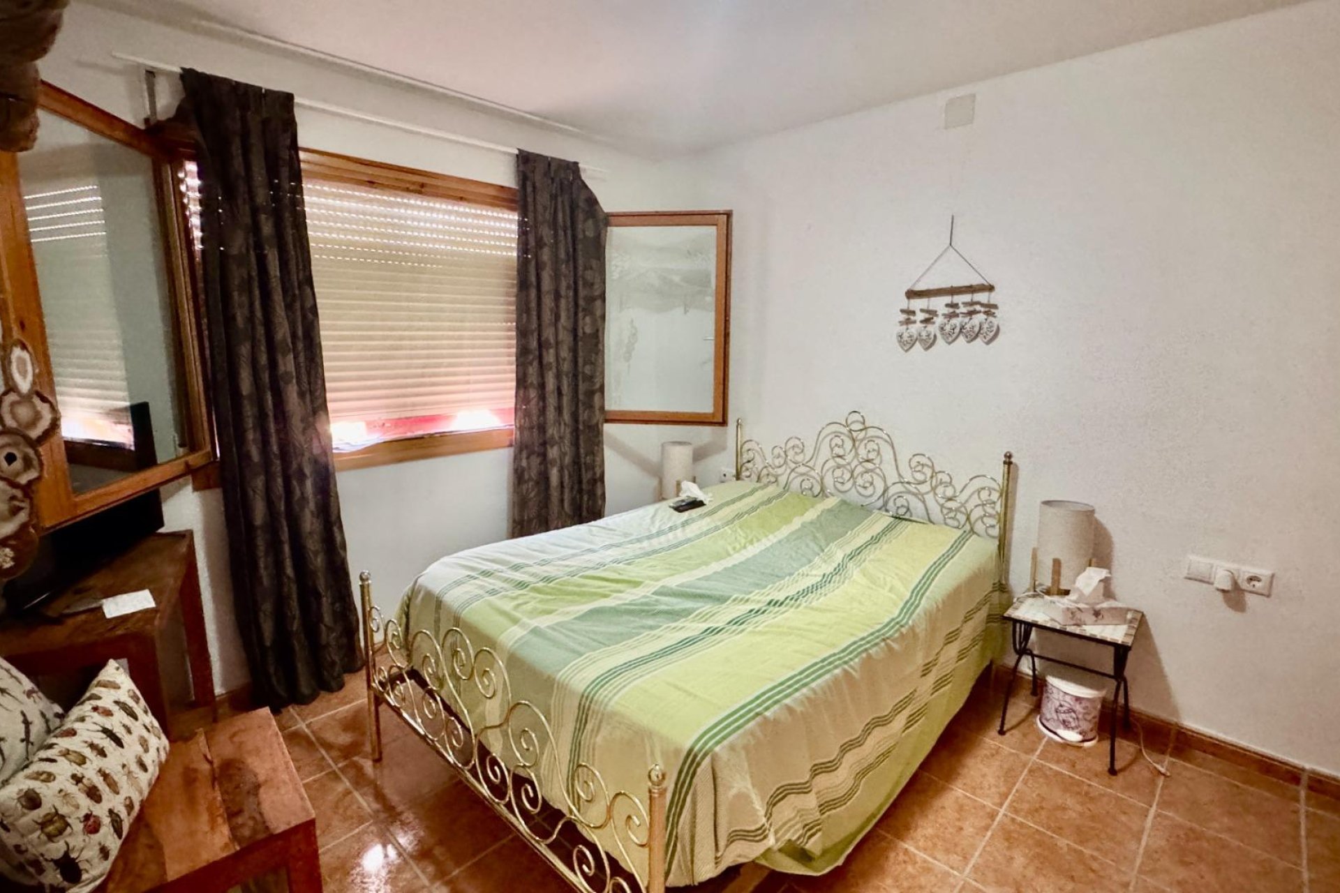 Resale - house - Relleu